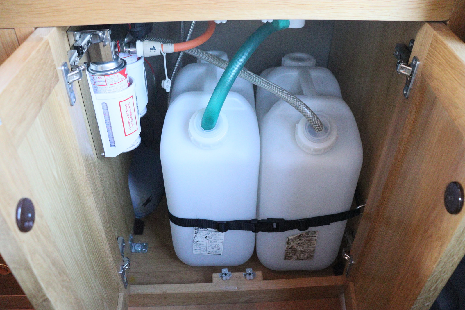 キャンピングカーバンコン