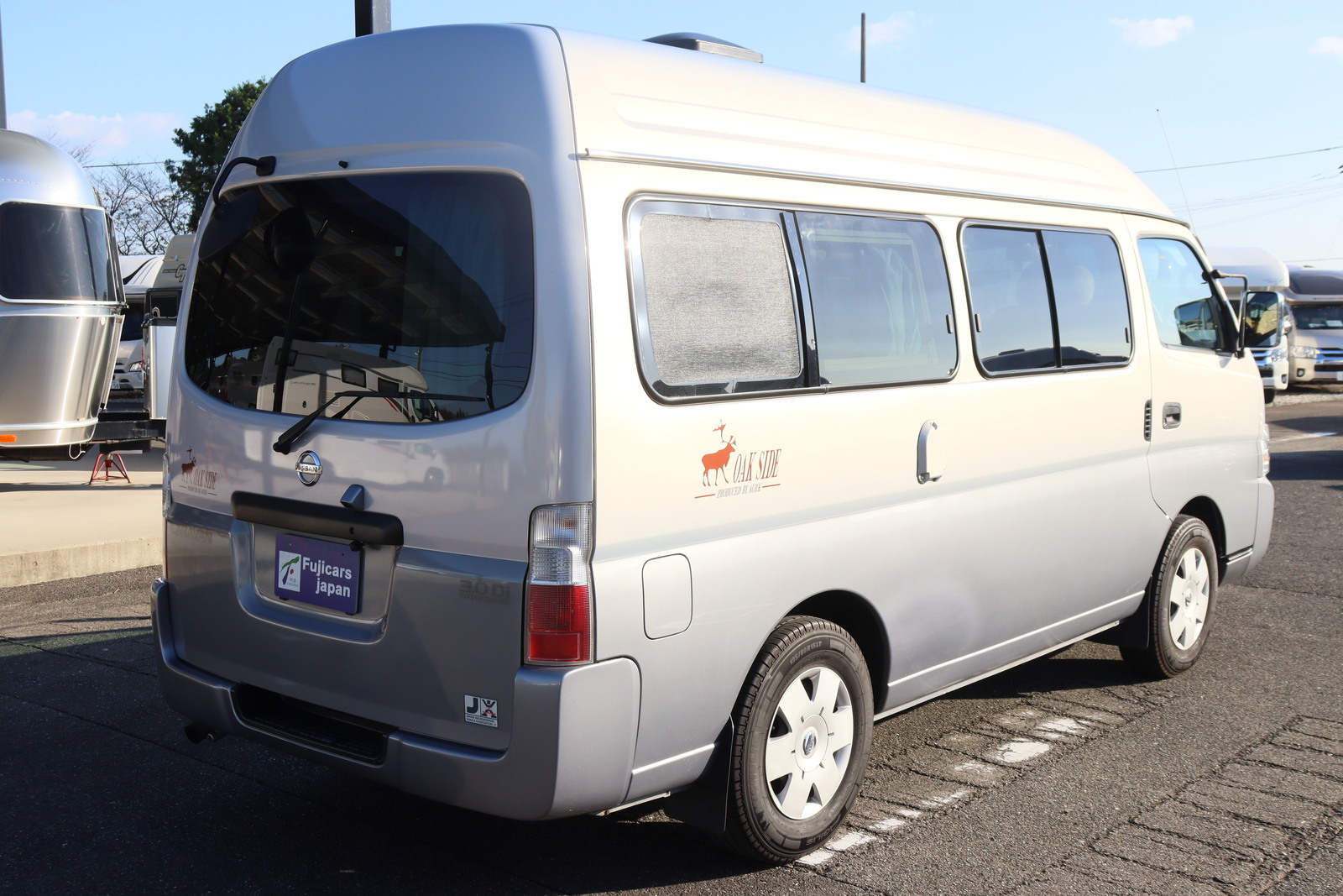 キャンピングカーバンコン