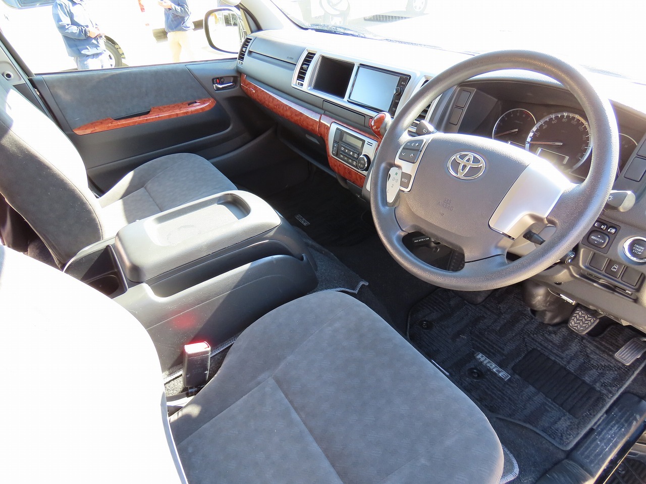 キャンピングカーバンコン