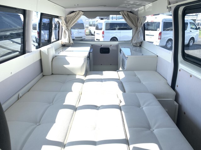 キャンピングカーバンコン