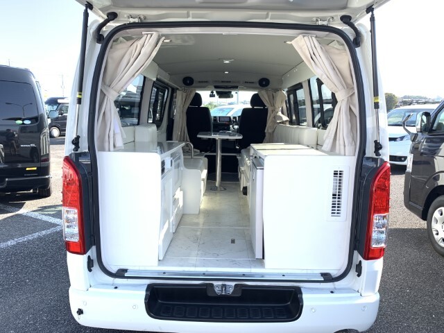 キャンピングカーバンコン