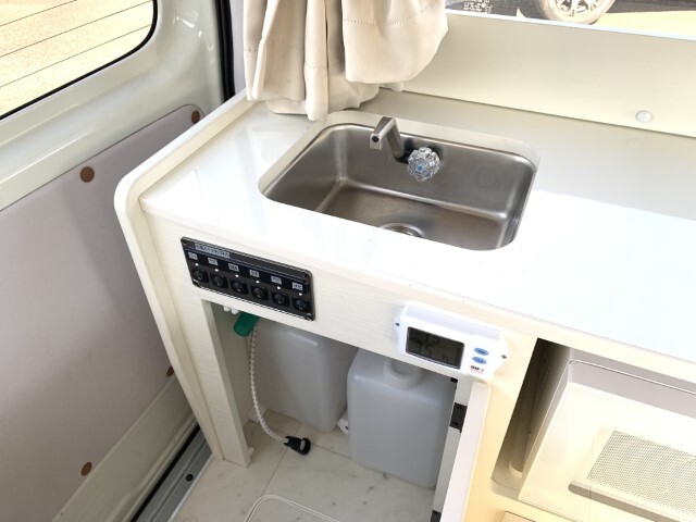 キャンピングカーバンコン