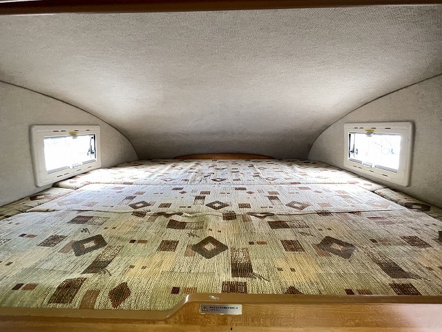 キャンピングカーキャブコン