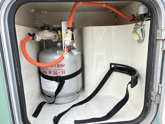 キャンピングカーキャブコン