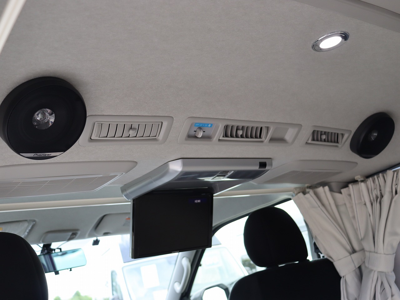 キャンピングカーバンコン