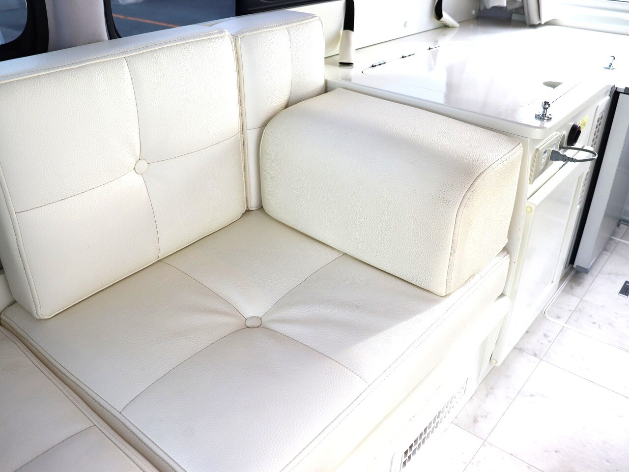 キャンピングカーバンコン