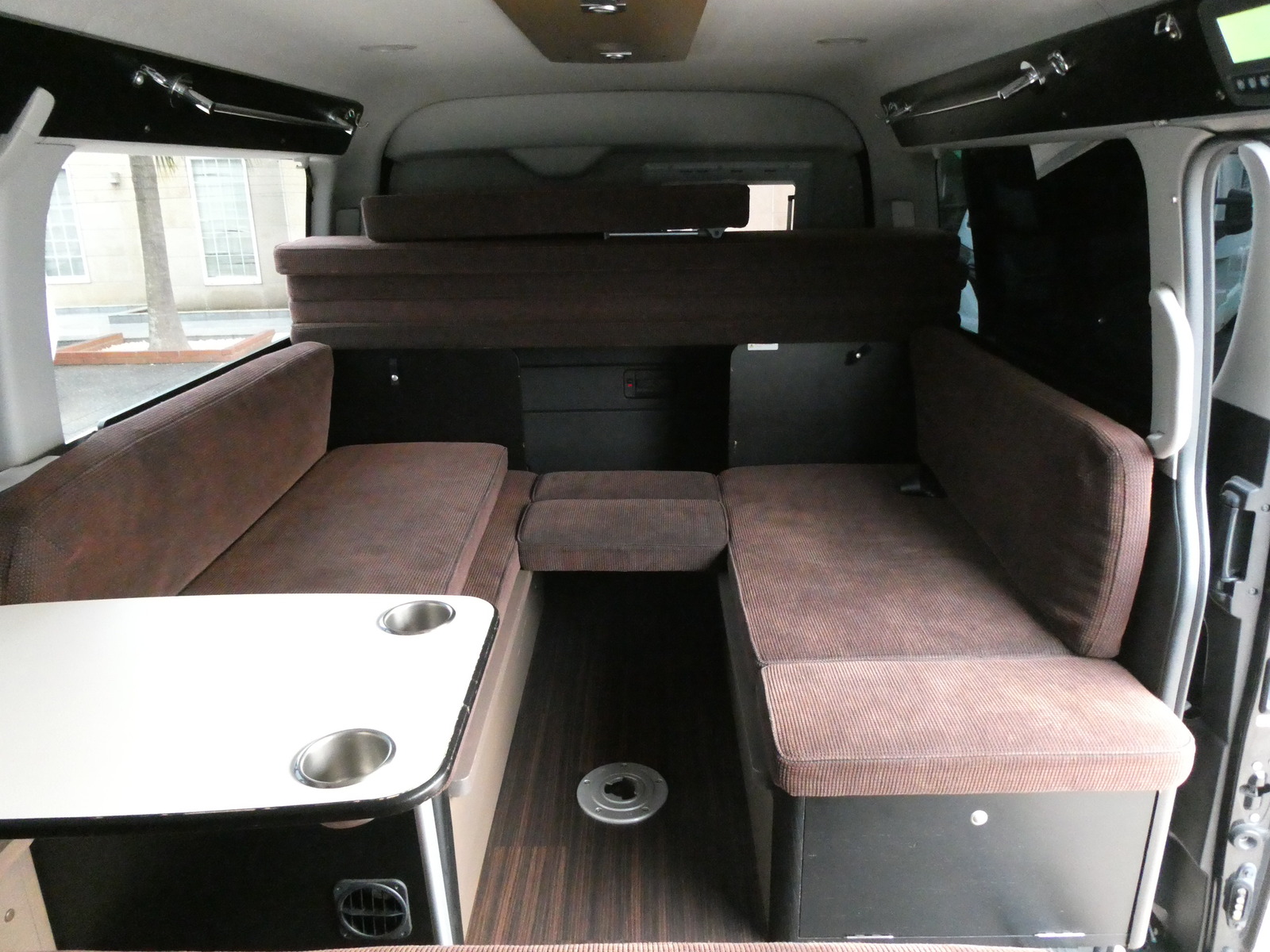 キャンピングカーバンコン