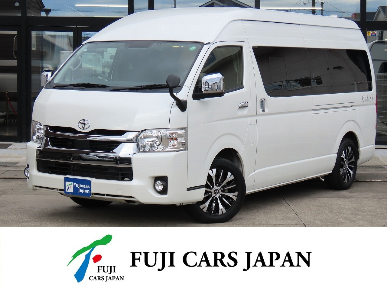 バンコン ハイエース ナッツRV ラディッシュ　リア2段ベッド