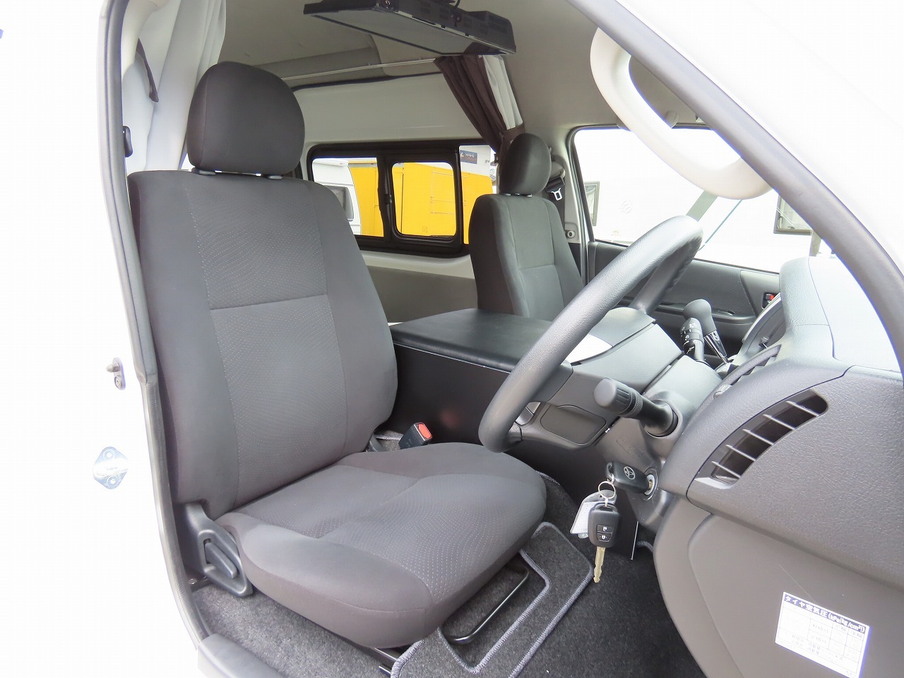 キャンピングカーバンコン