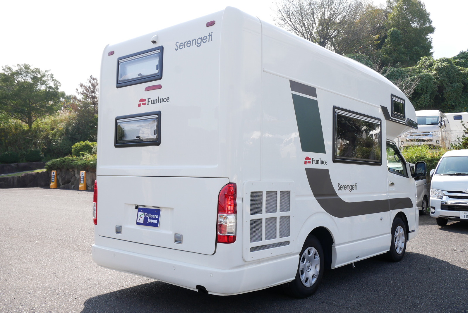 キャンピングカーキャブコン