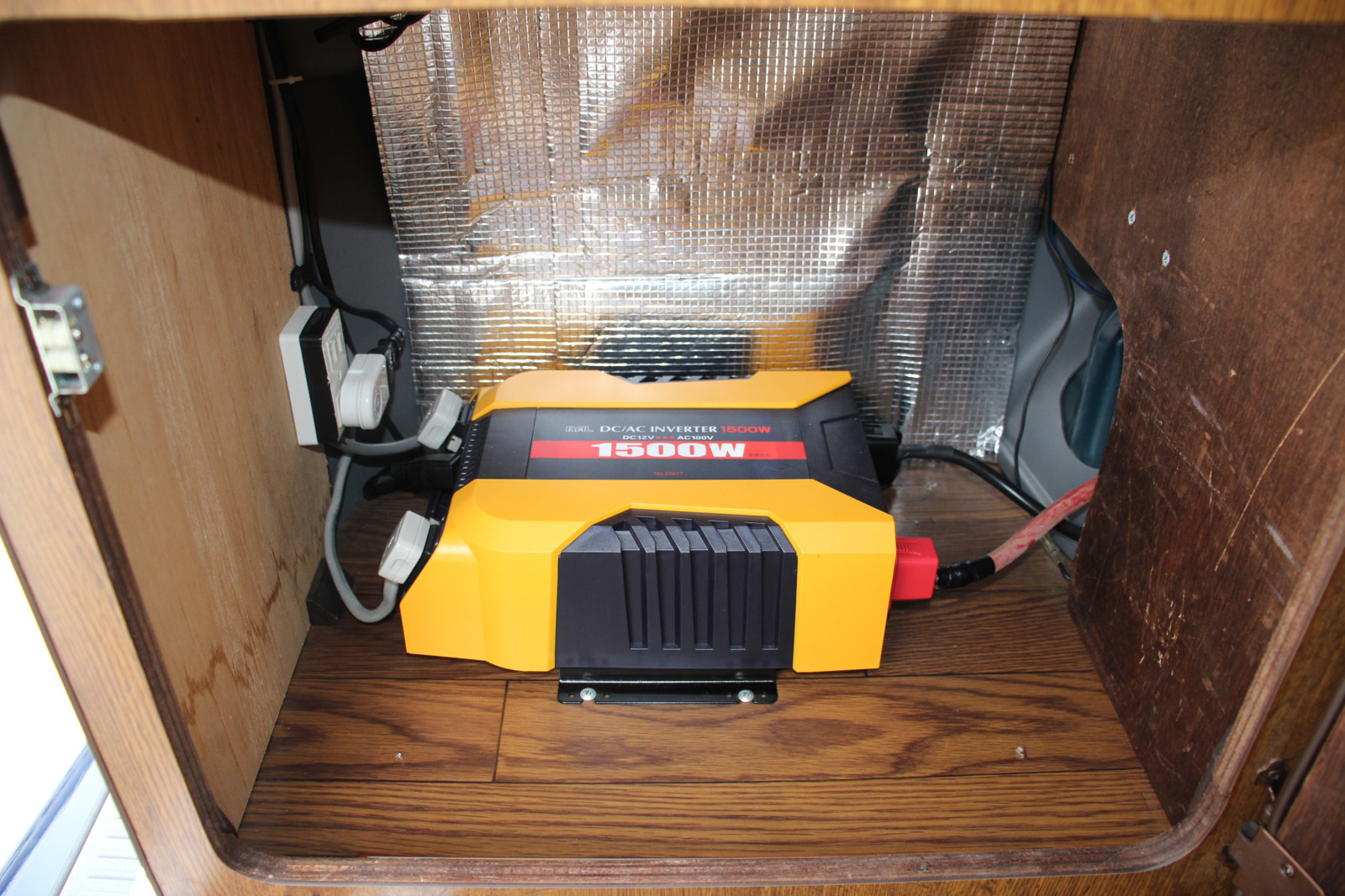 キャンピングカーバンコン