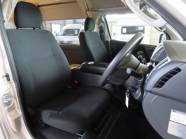 キャンピングカーバンコン