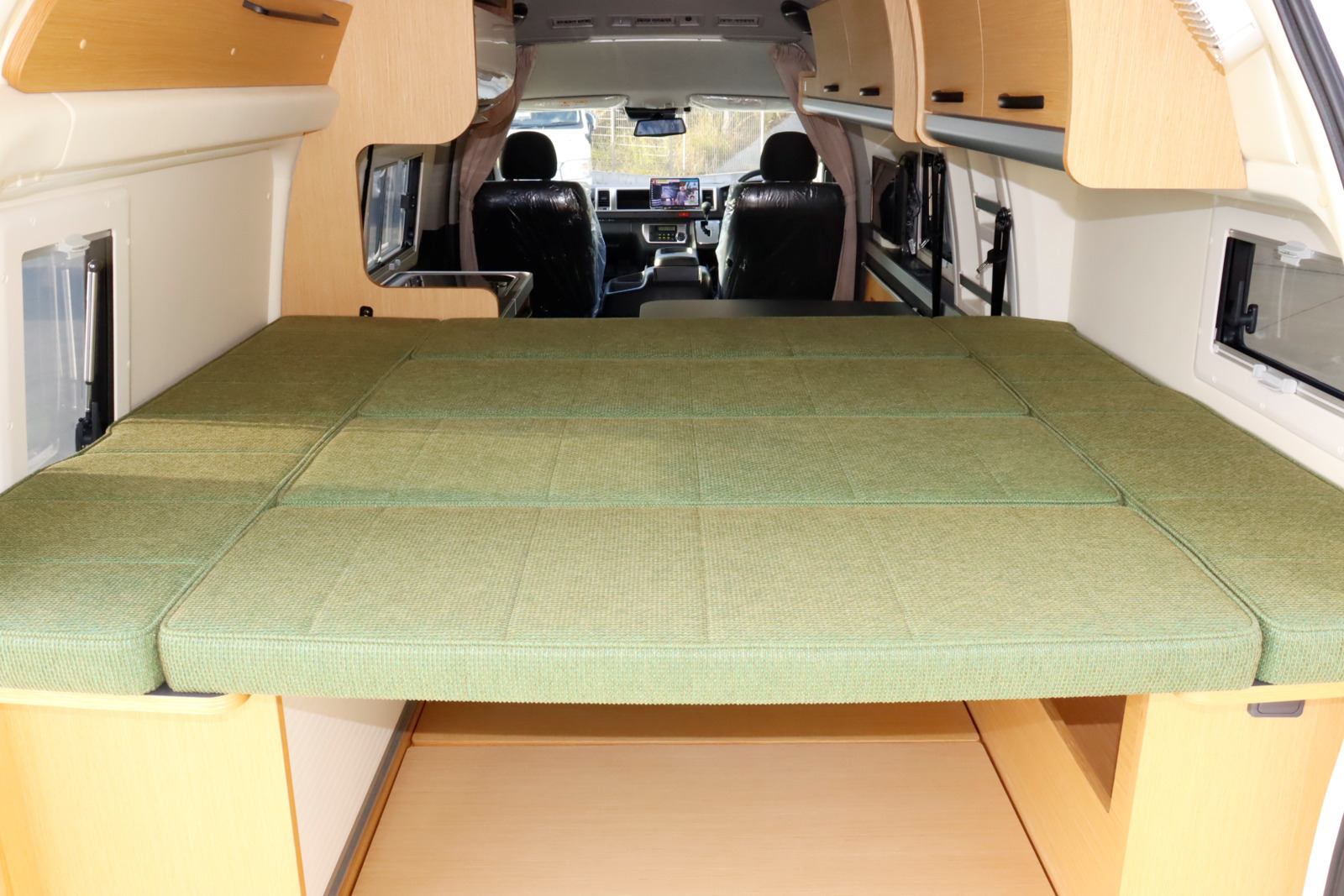 キャンピングカーバンコン