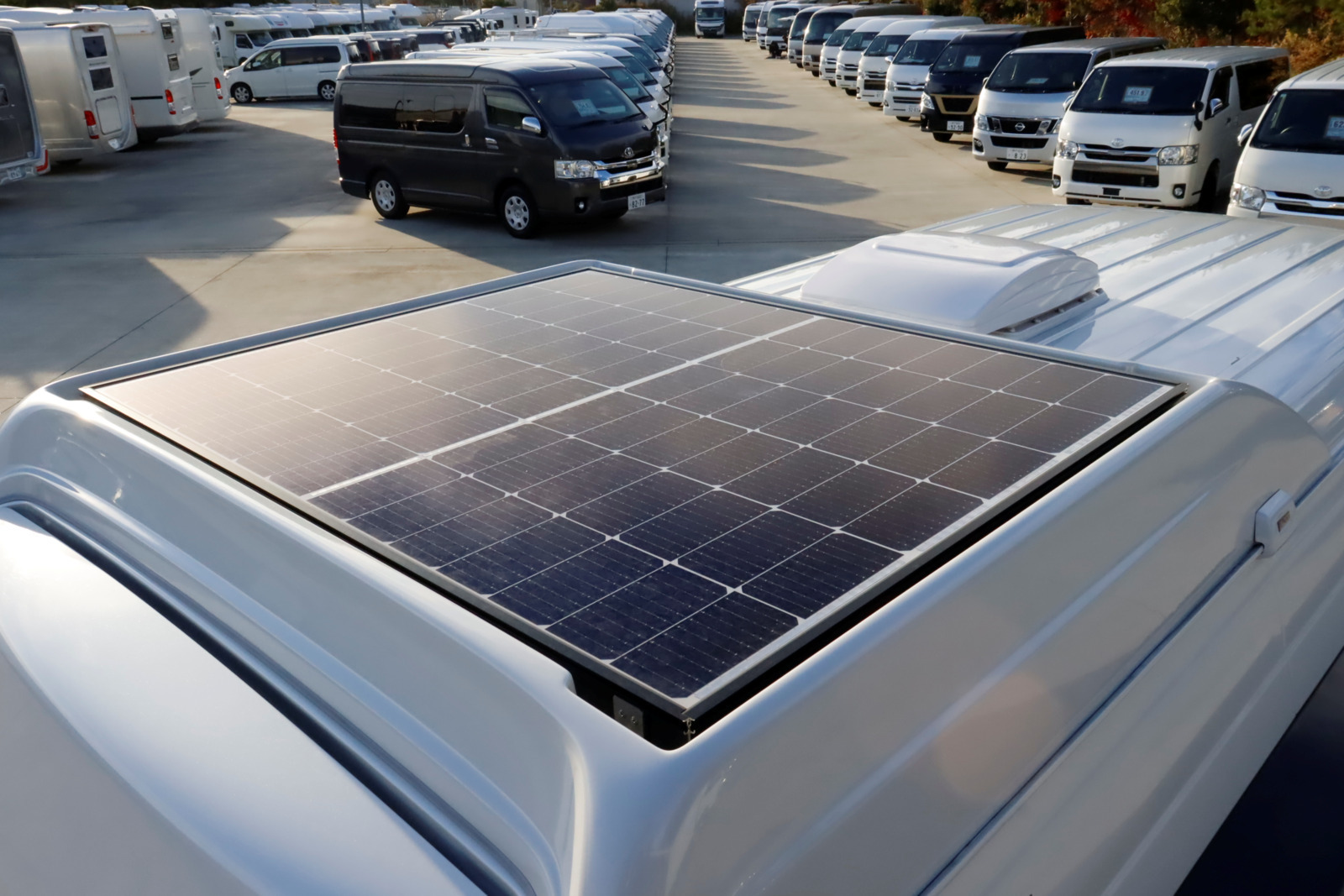 キャンピングカーバンコン