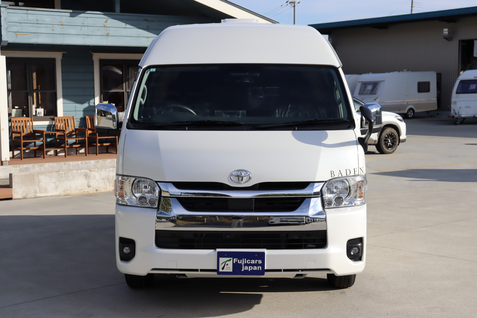 キャンピングカーバンコン