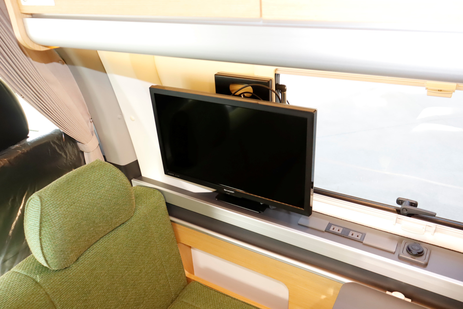 キャンピングカーバンコン