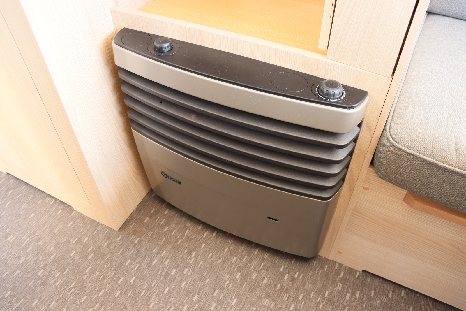 キャンピングカートレーラー