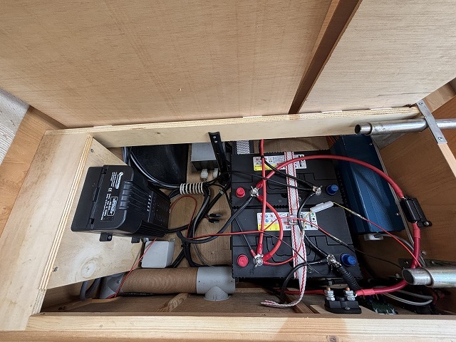 キャンピングカートレーラー