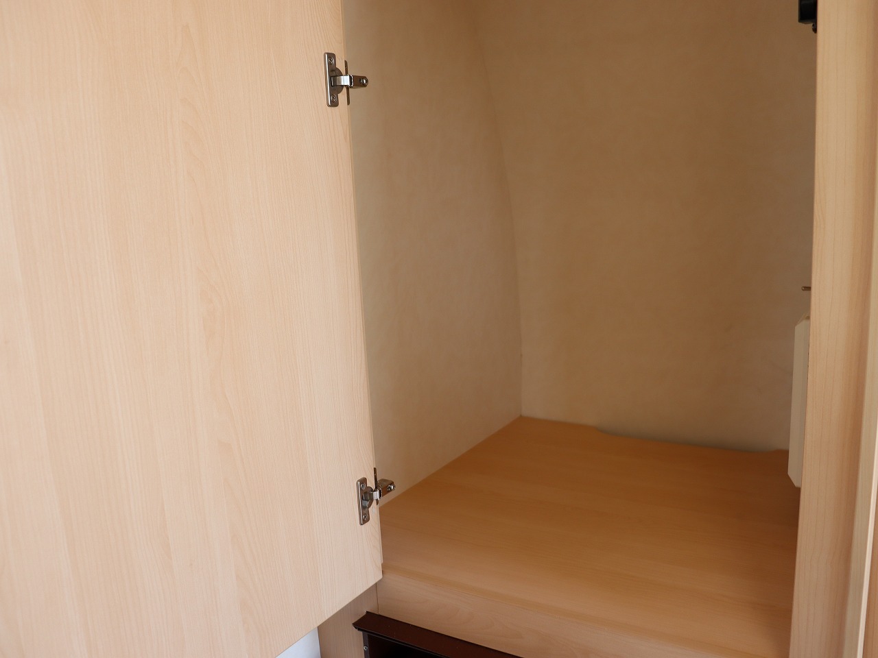 キャンピングカートレーラー