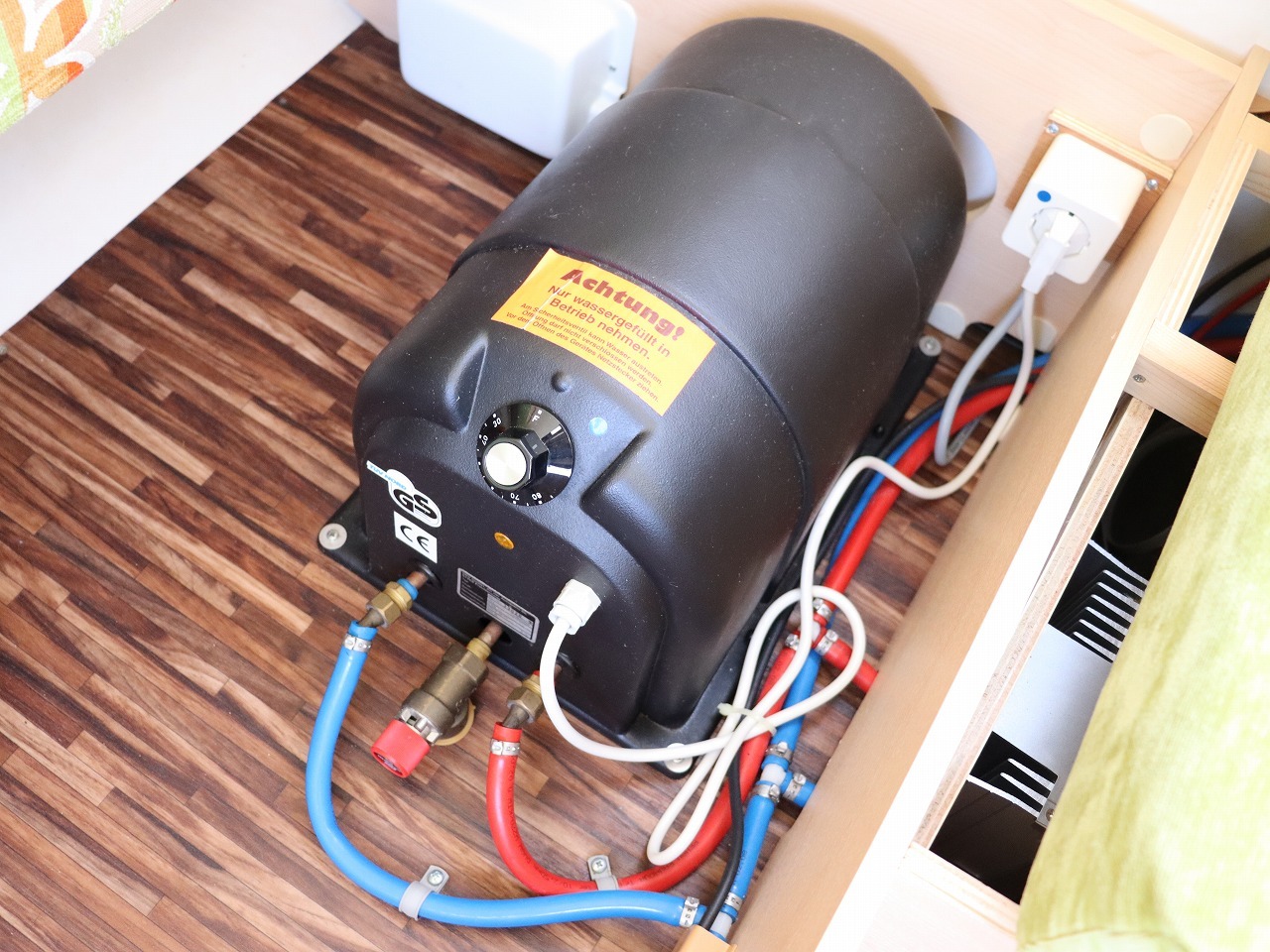 キャンピングカートレーラー