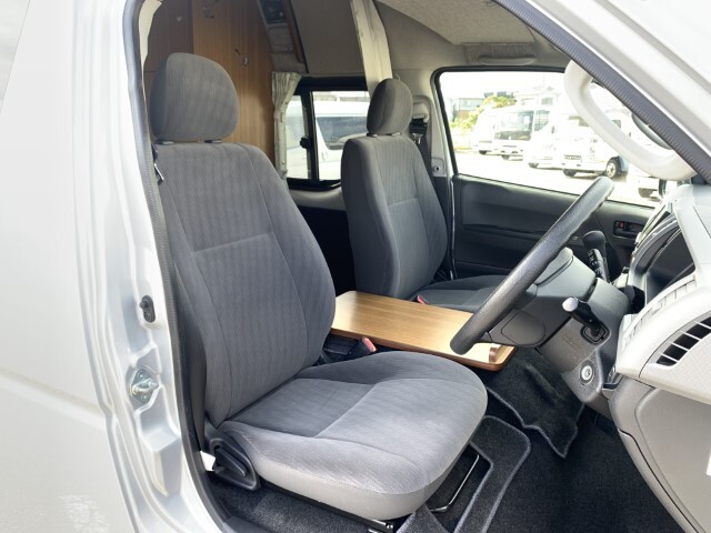 キャンピングカーバンコン