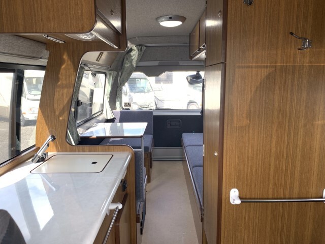 キャンピングカーバンコン