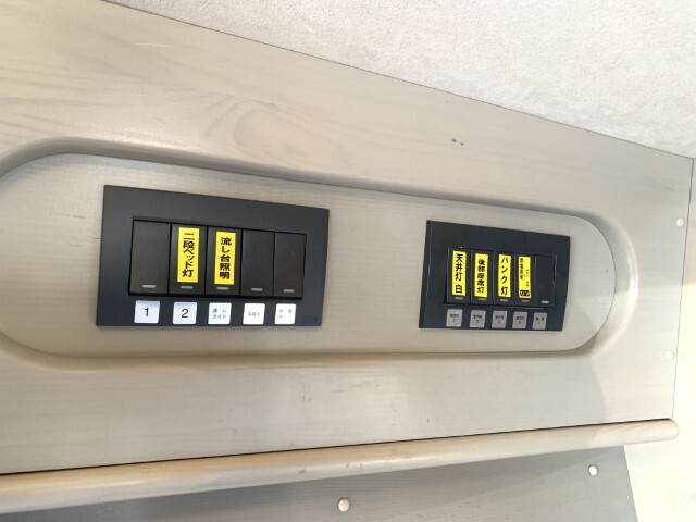 キャンピングカーキャブコン