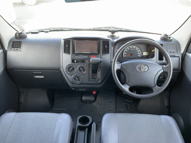 キャンピングカーキャブコン