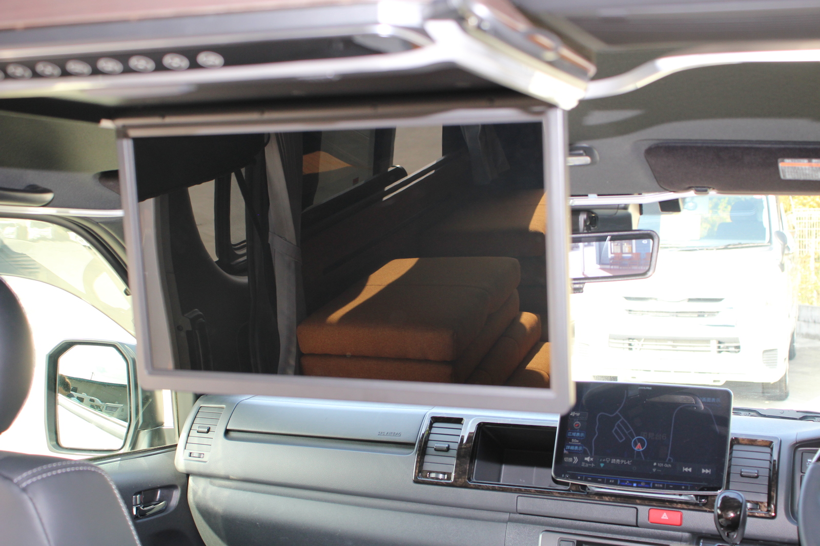 キャンピングカーバンコン