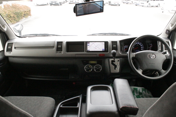 キャンピングカーキャブコン