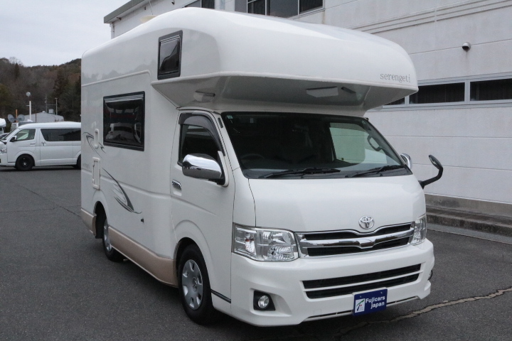 キャンピングカーキャブコン