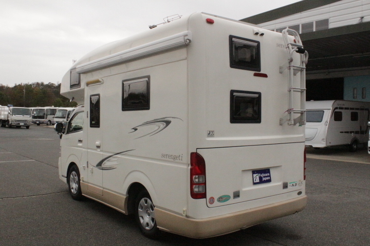 キャンピングカーキャブコン