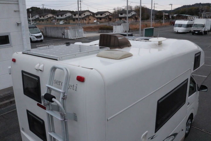 キャンピングカーキャブコン