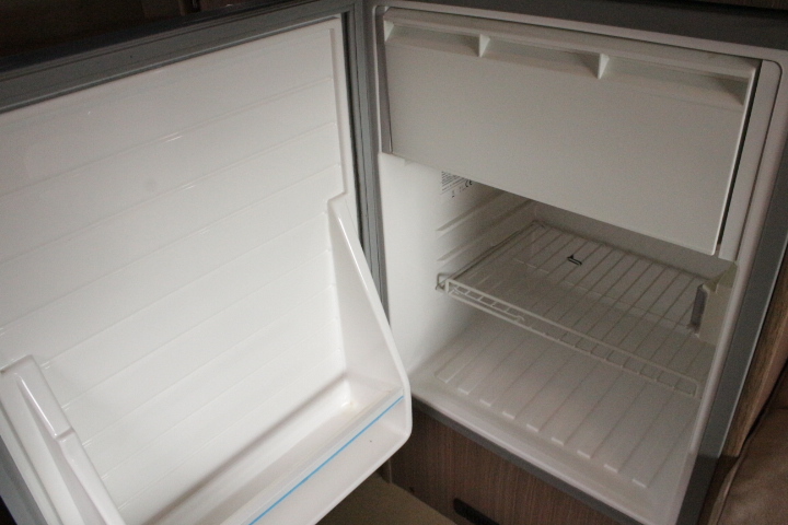 キャンピングカーキャブコン