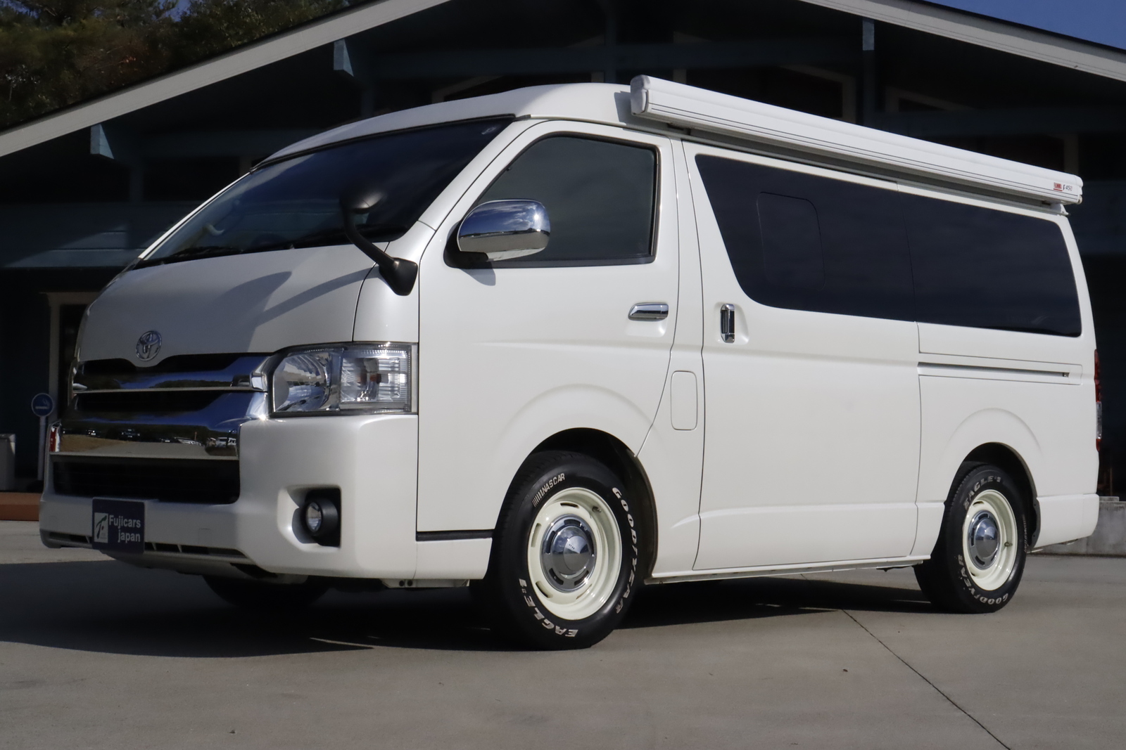 キャンピングカーバンコン