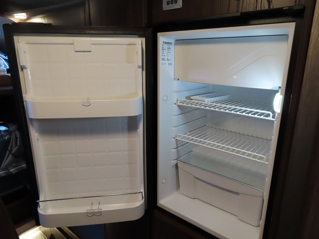 キャンピングカーキャブコン