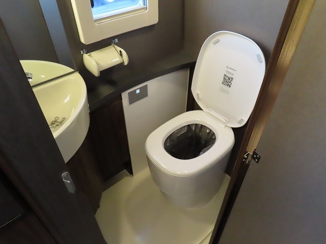 キャンピングカーキャブコン