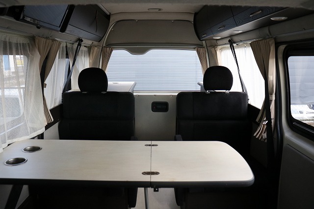 キャンピングカーバンコン