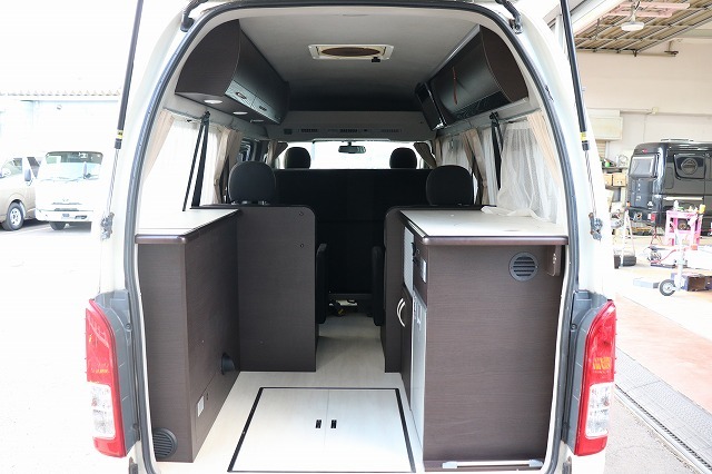 キャンピングカーバンコン