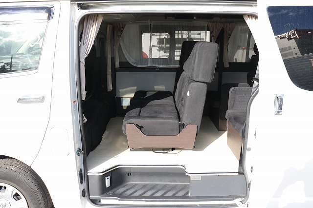 キャンピングカーバンコン