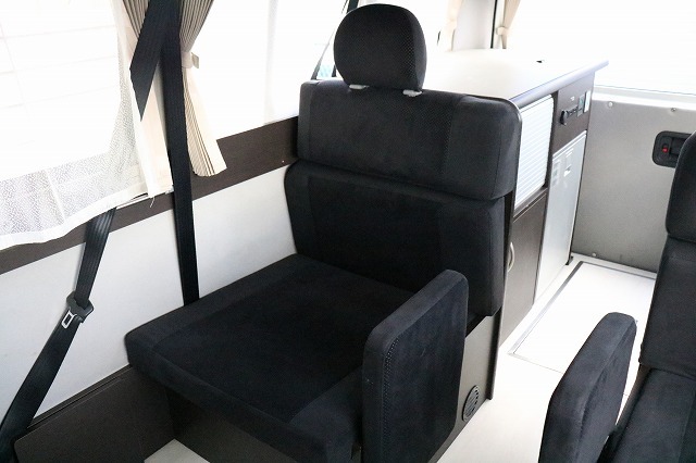 キャンピングカーバンコン