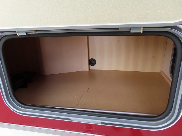 キャンピングカーキャブコン