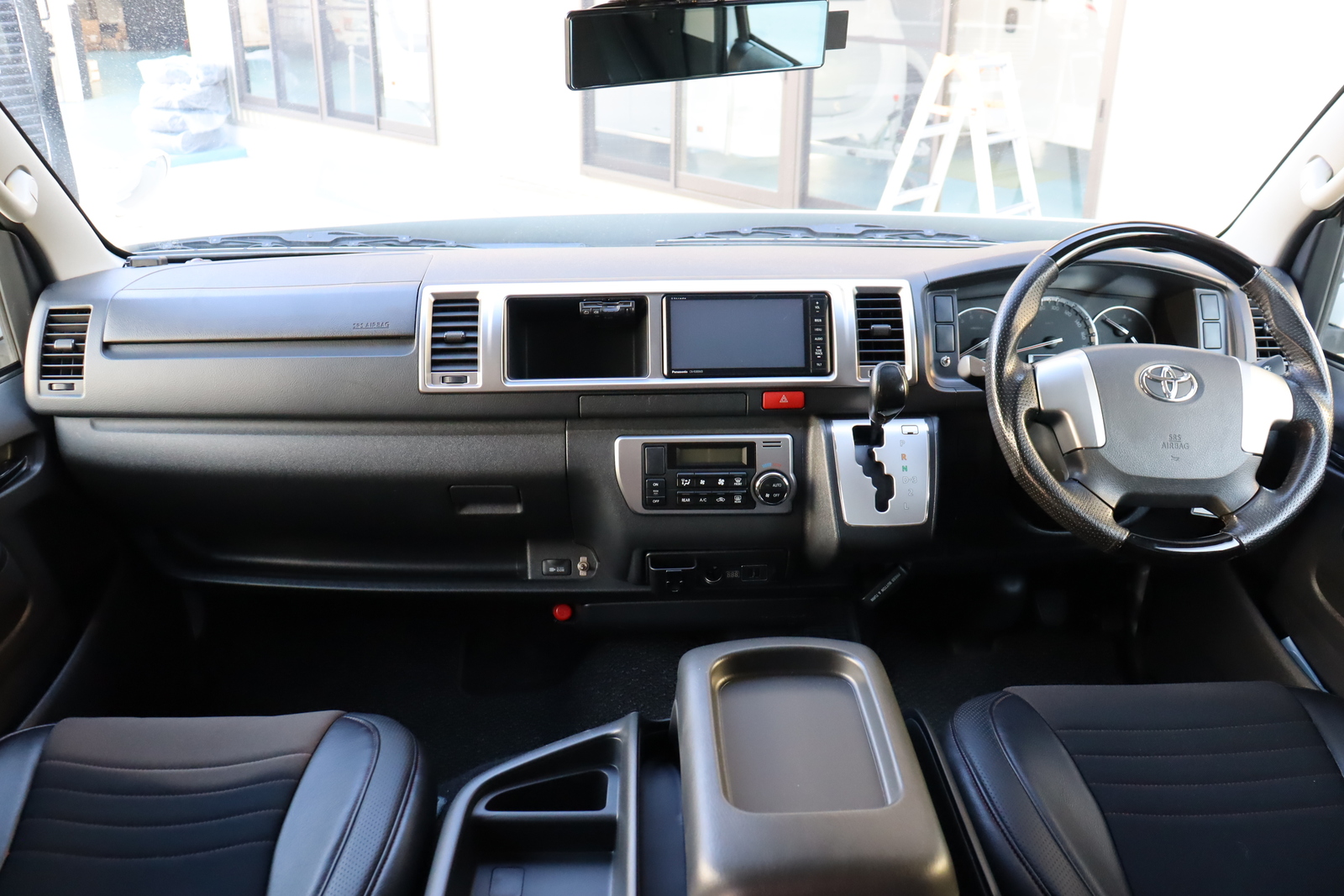 キャンピングカーバンコン