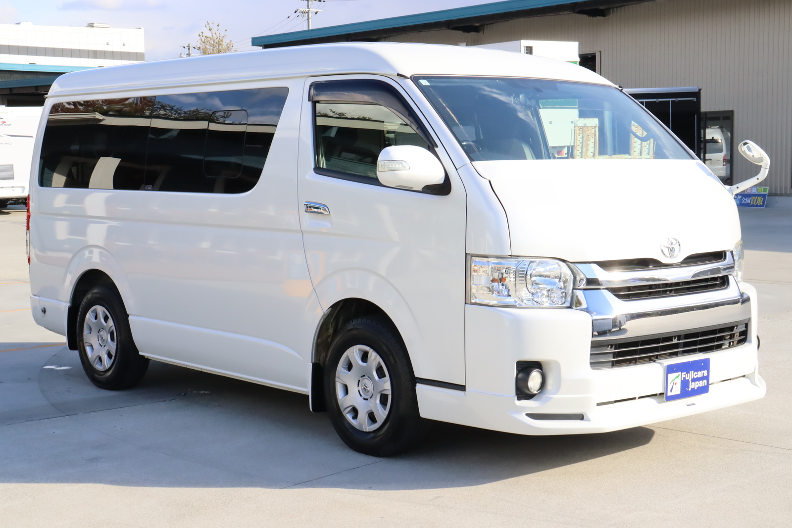 キャンピングカーバンコン