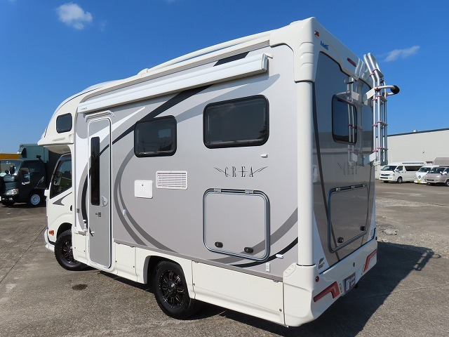 キャンピングカーキャブコン