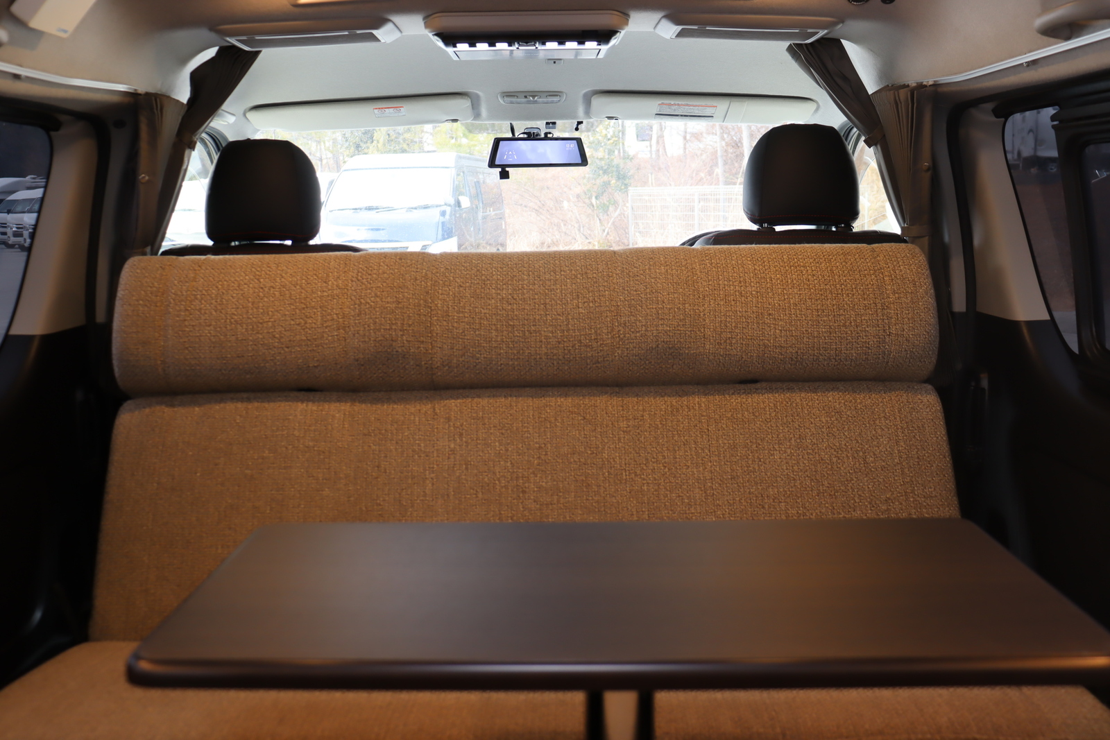 キャンピングカーバンコン