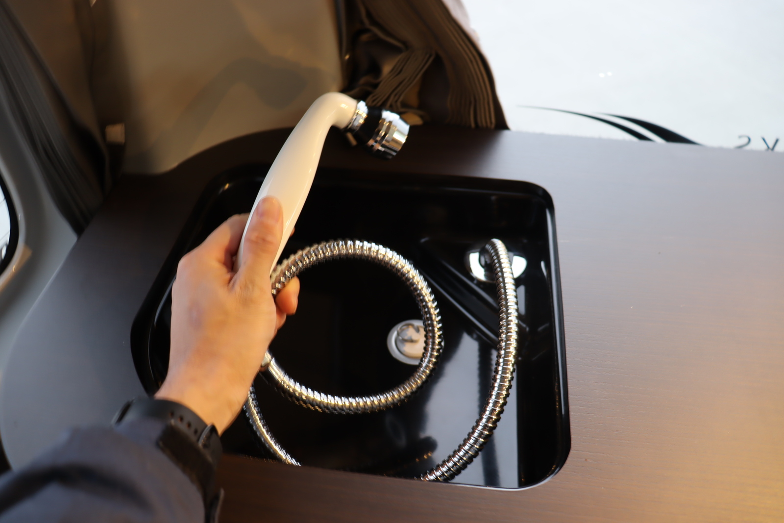 キャンピングカーバンコン