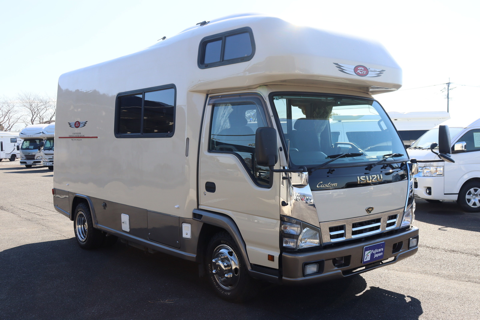 キャンピングカーキャブコン