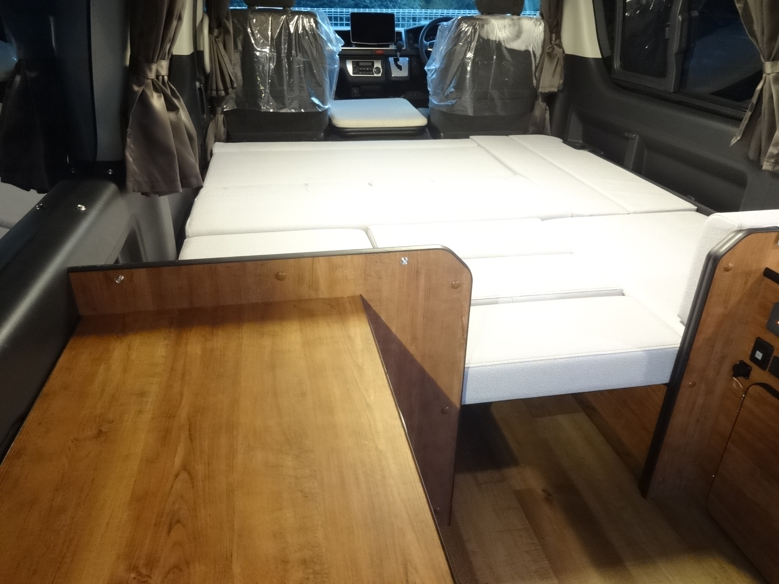 キャンピングカーバンコン