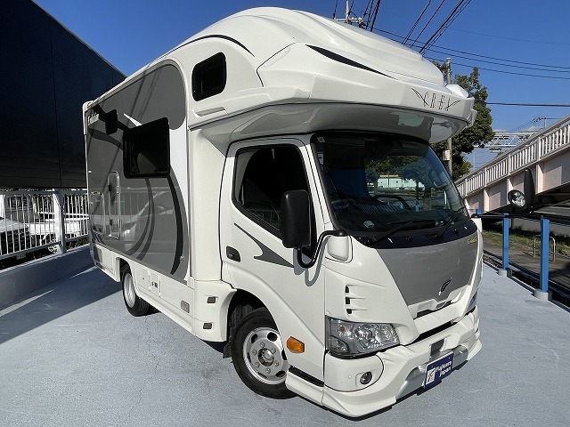 キャンピングカーキャブコン